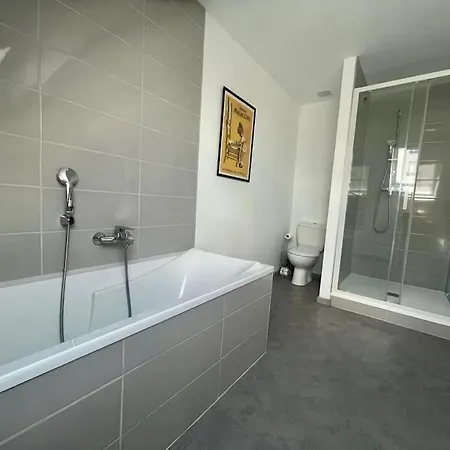 Maison Faure - Centre - Jardin - Garage Daire *