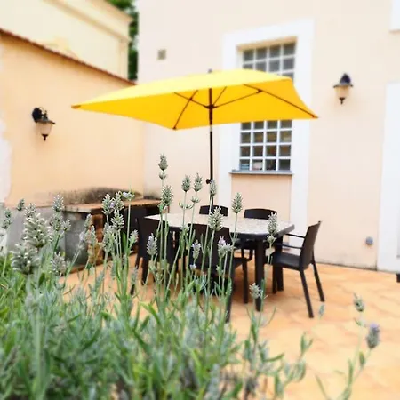 Maison Faure - Centre - Jardin - Garage *