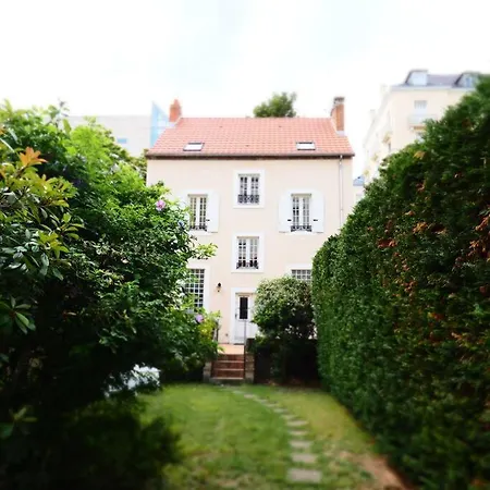 Maison Faure - Centre - Jardin - Garage Daire *